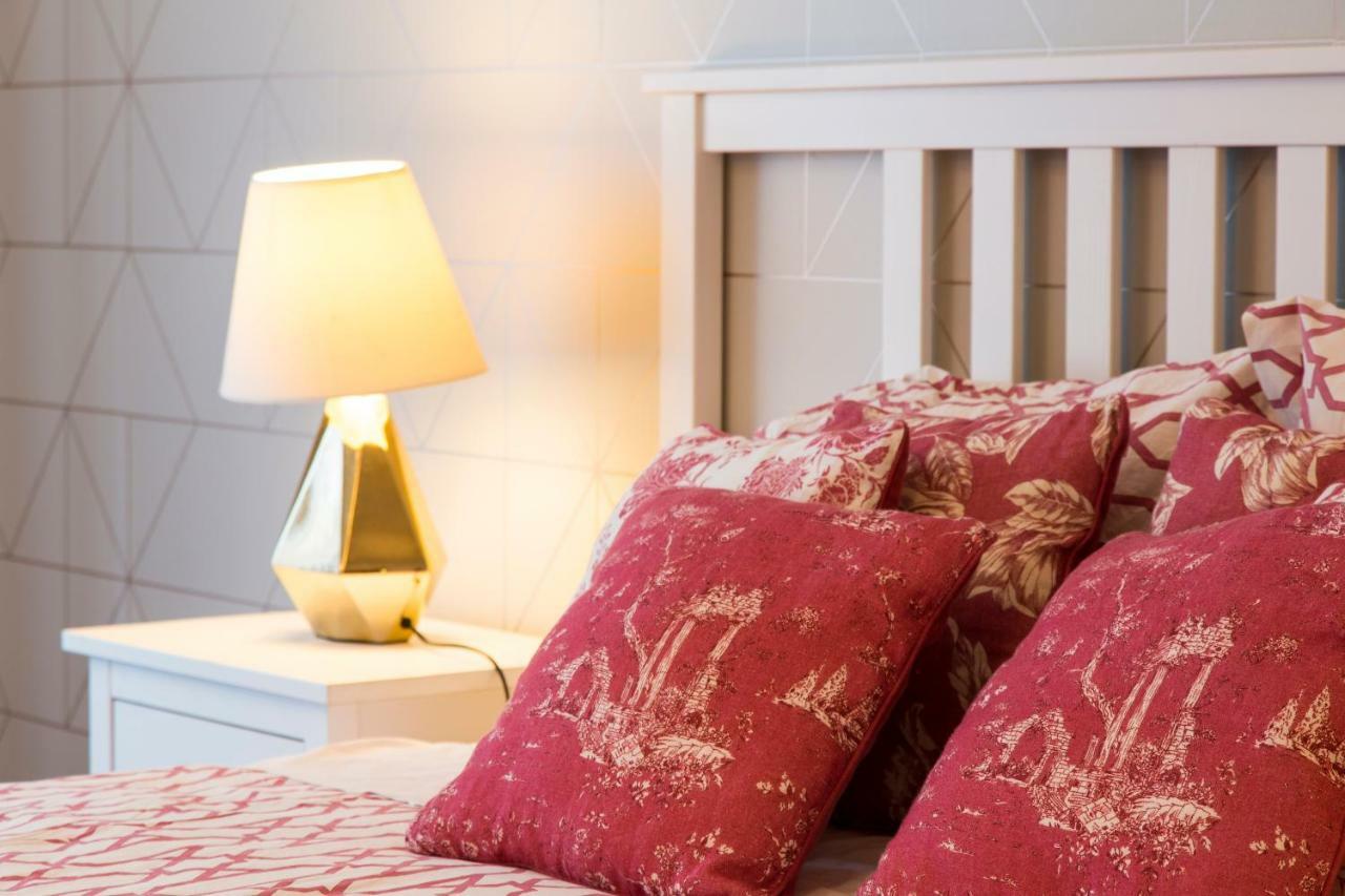 Charming 2-Bedroom Apartment In The City Centre Lisboa Eksteriør bilde